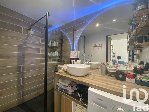 Maison 2 pièces de 34 m² à Eyguières (13430)