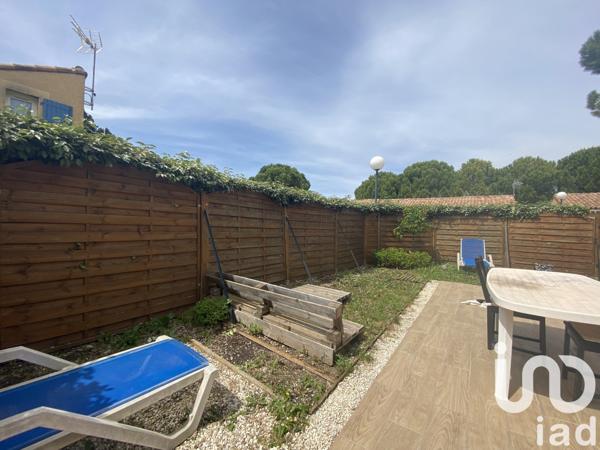 Maison 2 pièces de 34 m² à Eyguières (13430)