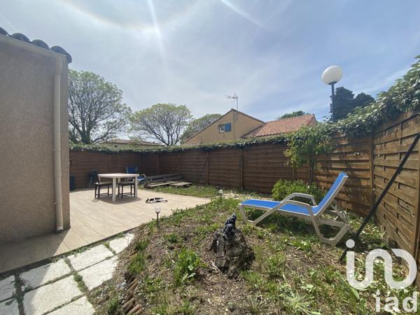 Maison 2 pièces de 34 m² à Eyguières (13430)