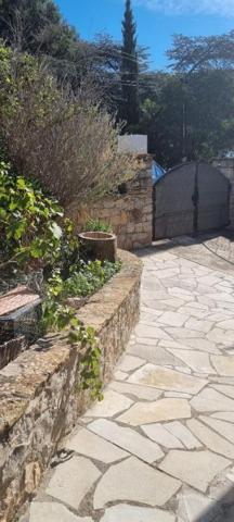 Maison  plain-pied  T3 Bandol avec jardin, vue mer