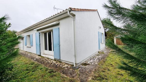 À Meschers, une maison à réinventer - terrain près de 1 000 m²