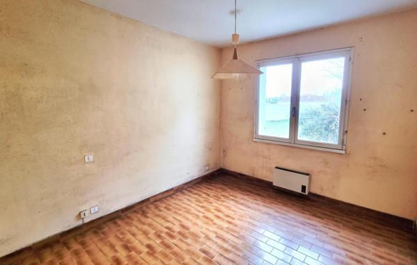 À Meschers, une maison à réinventer - terrain près de 1 000 m²