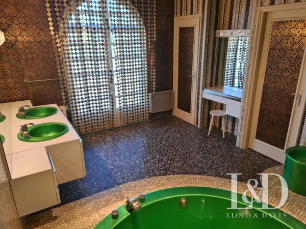 Propriété familiale en Ardèche, 470 m2, matériaux nobles, divible en 2 logements