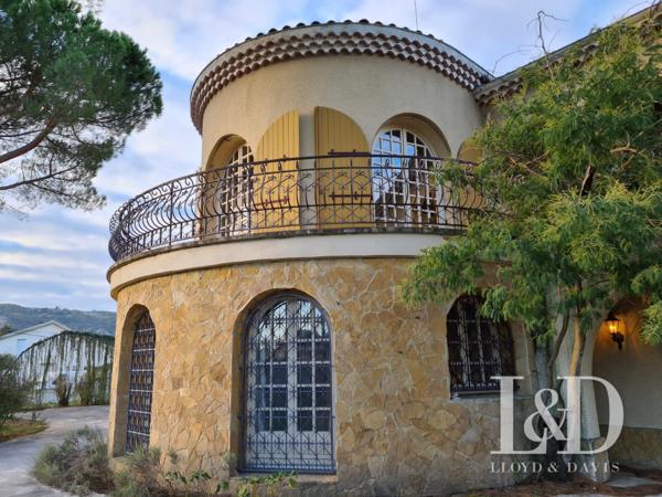 Propriété familiale en Ardèche, 470 m2, matériaux nobles, divible en 2 logements