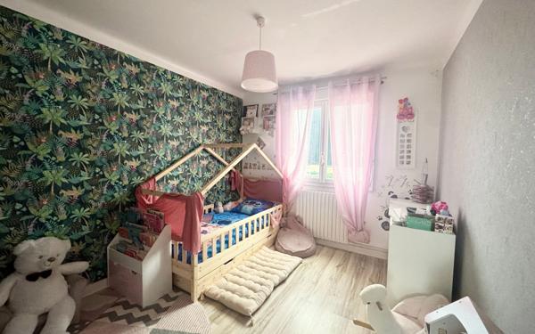 Appartement à vendre    4 pièces • 90 m2 Saint-Renan