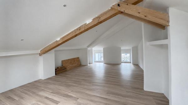 Maison de village 97 m², centre Vinay