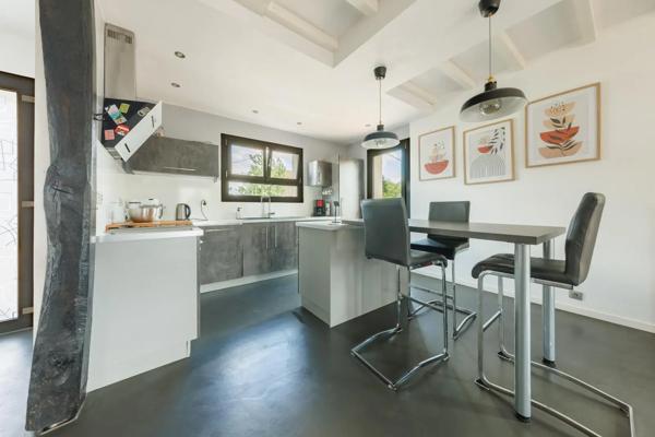 Maison à vendre 6 pièces 160m² Mozac (63200)