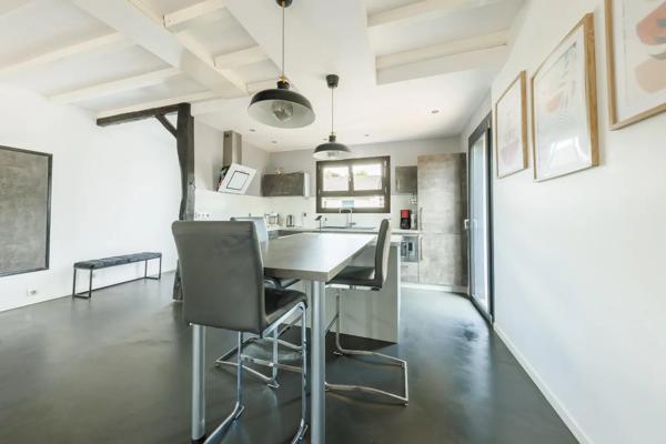 Maison à vendre 6 pièces 160m² Mozac (63200)