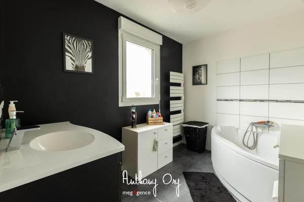 Maison à Vire Normandie, 14500 - 6 pièces 109m²