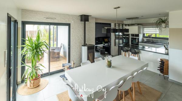 Maison à Vire Normandie, 14500 - 6 pièces 109m²