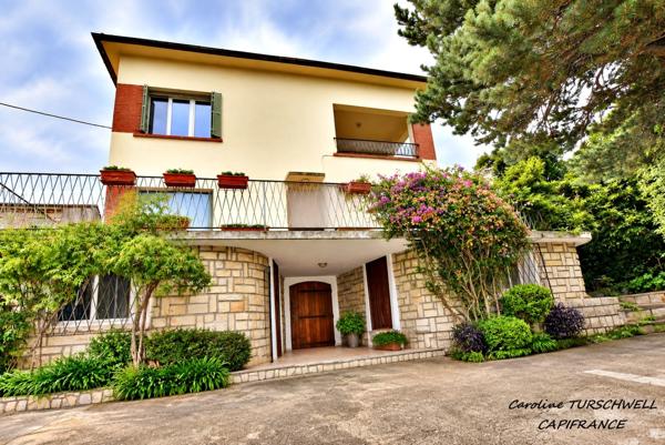 LA SEYNE SUR MER (83) - 1 MAISON DE 2 APPARTEMENTS - 190M² - 1,5KM DU PORT - 3KM DES SABLETTES