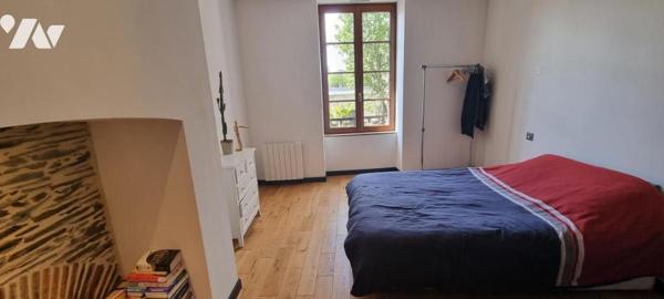 LA GUERCHE DE BGNE - Plein-Centre : Maison pierres rénovée avec terrain