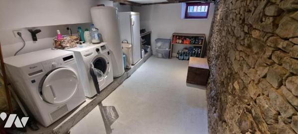 LA GUERCHE DE BGNE - Plein-Centre : Maison pierres rénovée avec terrain