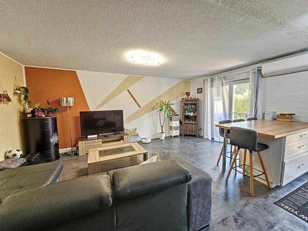 Appartement à vendre    3 pièces • 56,65 m2 Fréjus