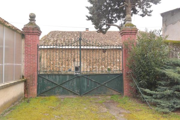 Dpt Drôme (26), à vendre ALIXAN ancienne ferme P7