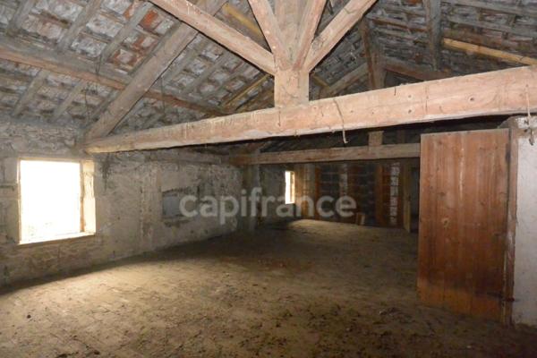 Dpt Drôme (26), à vendre ALIXAN ancienne ferme P7