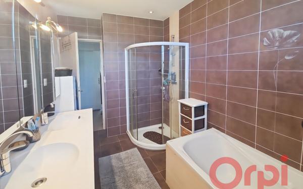 Maison à vendre    8 pièces • 306 m2 Bourges