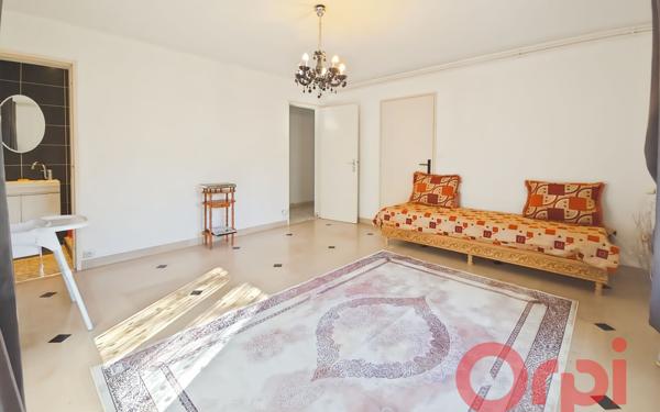 Maison à vendre    8 pièces • 306 m2 Bourges