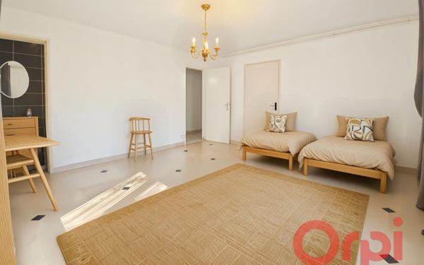 Maison à vendre    8 pièces • 306 m2 Bourges