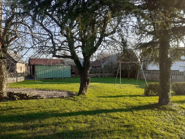 Maison à louer à Mondevert en Ille-et-Vilaine (35370), ref : 131/4023