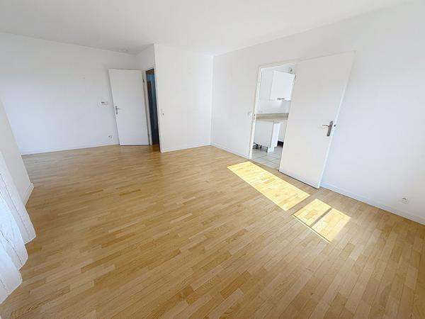 Appartement Ermont 4 pièces 83.46 m2 2 parking et cave