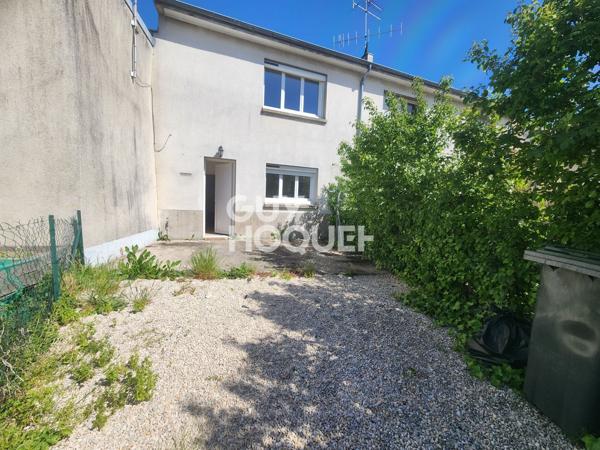 MAISON À LOUER DE 3 PIÈCES DE 80,00 M²