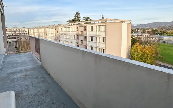 Appartement à louer    4 pièces • 79,47 m2 Romans-sur-Isère