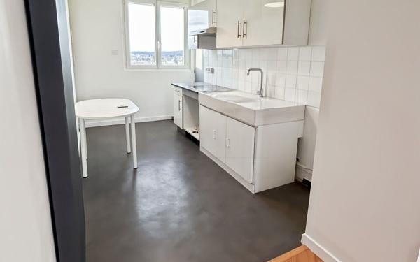Appartement à louer    4 pièces • 79,47 m2 Romans-sur-Isère