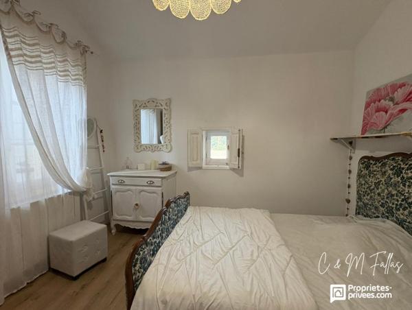 Mas rénové - Camaret Sur Aigues - 6 pièces - 205 m2