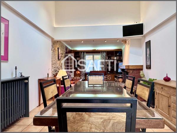 Charme et caractère pour cette belle maison familiale.