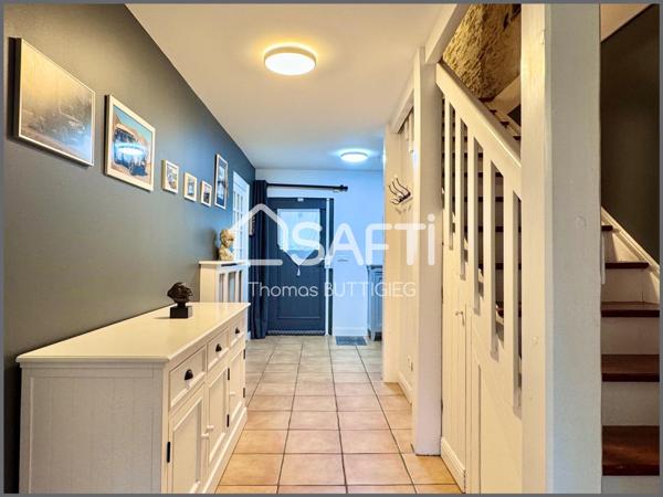 Charme et caractère pour cette belle maison familiale.