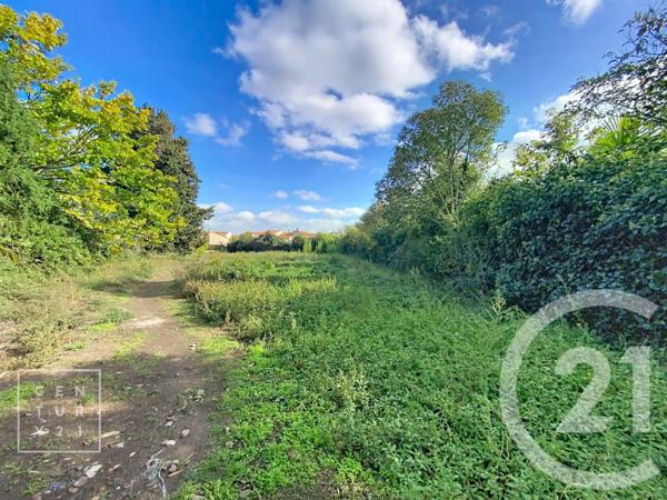 Terrain à vendre  698 m2 TOULOUGES - 66