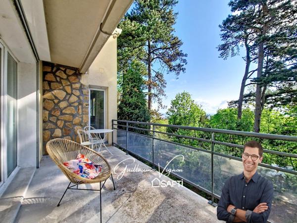 Maison avec vue, proche du centre bourg