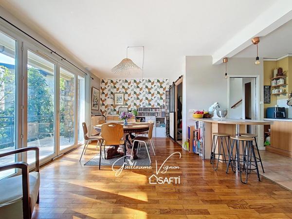 Maison avec vue, proche du centre bourg