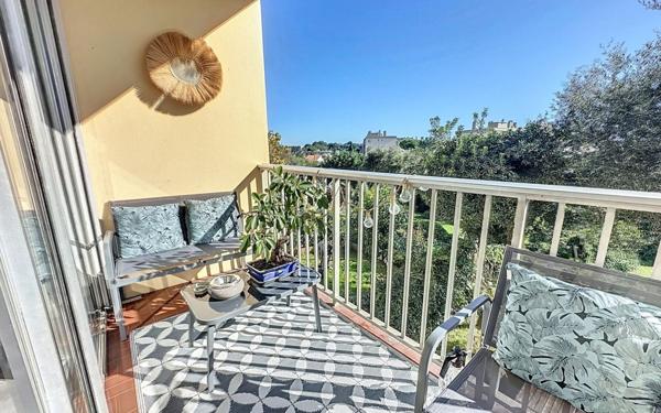 Appartement à vendre    2 pièces • 43,36 m2 Antibes