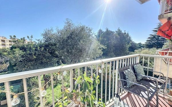 Appartement à vendre    2 pièces • 43,36 m2 Antibes