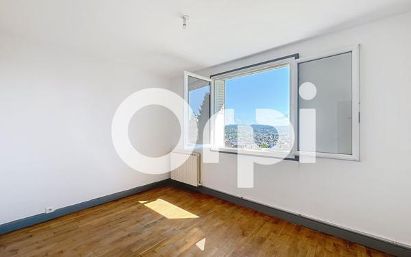 Maison à louer    3 pièces •  Brive-la-Gaillarde