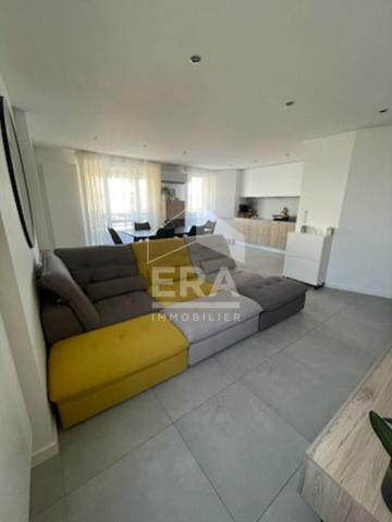 Appartement Grenoble 3 pièces de 66.79 m² avec balcons et garage