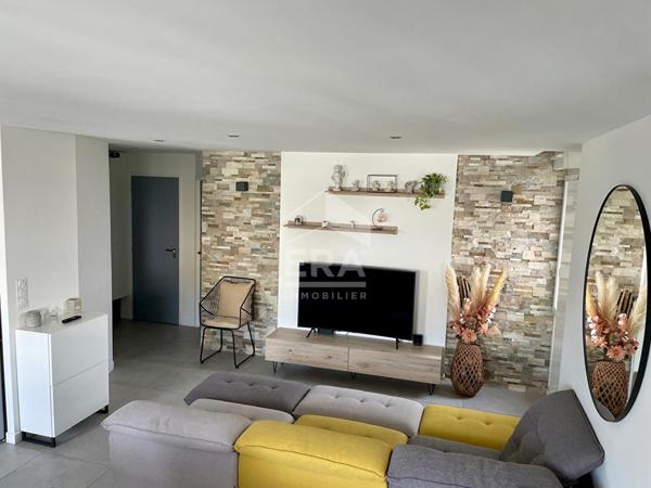 Appartement Grenoble 3 pièces de 66.79 m² avec balcons et garage