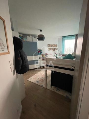 Appartement Grenoble 3 pièces de 66.79 m² avec balcons et garage