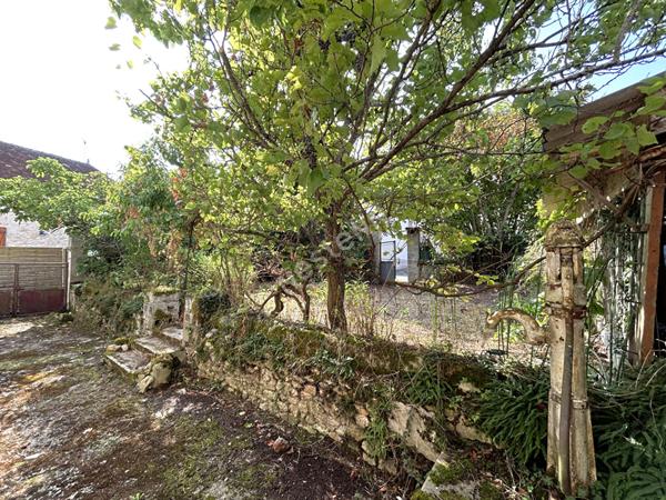 LONGERE 3 CHAMBRES AVEC TRAVAUX PROCHE COMMODITES SUR LA COMMUNE DE CHABRIS (INDRE 36)