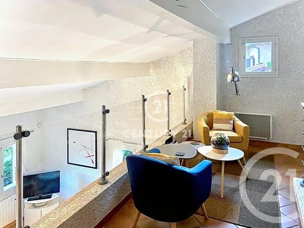 Maison à vendre  7 pièces - 178,26 m 2   CHARBONNIERES LES BAINS  - 69