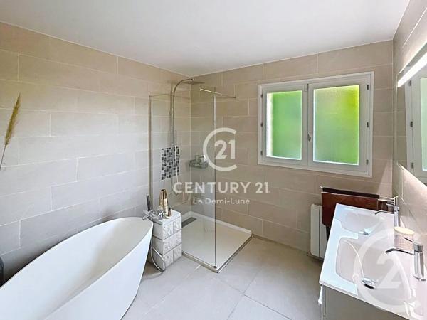 Maison à vendre  7 pièces - 178,26 m 2   CHARBONNIERES LES BAINS  - 69