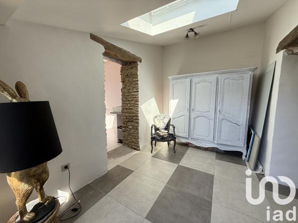 Maison 6 pièces de 156 m² à Lencloître (86140)