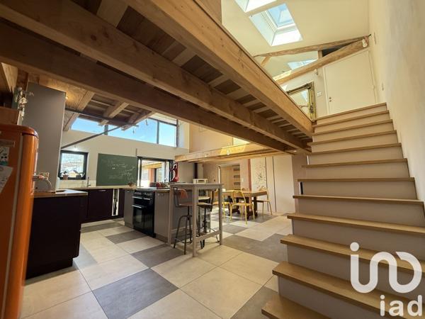 Maison 6 pièces de 156 m² à Lencloître (86140)