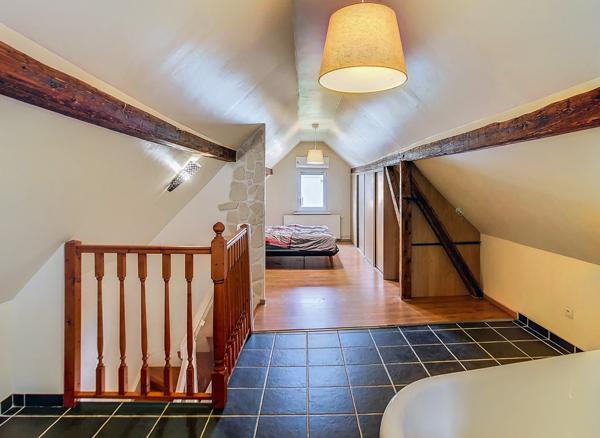 MAISON DE VILLE SITUEE EN IMPASSE