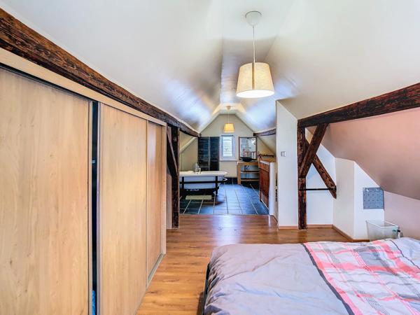 MAISON DE VILLE SITUEE EN IMPASSE