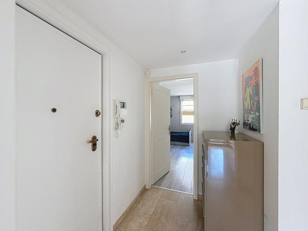 A vendre appartement 5 pièces - Strasbourg - Robertsau Strasbourg A vendre appartement 5 pièces - Strasbourg - Robertsau Strasbourg