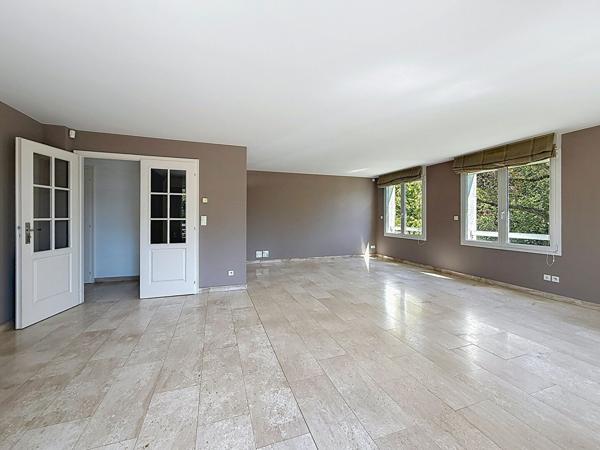 A vendre appartement 5 pièces - Strasbourg - Robertsau Strasbourg A vendre appartement 5 pièces - Strasbourg - Robertsau Strasbourg