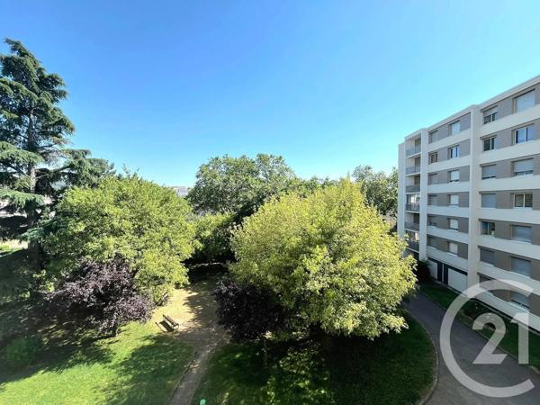 Appartement T2 à vendre  2 pièces - 50 m 2   VILLEURBANNE  - 69